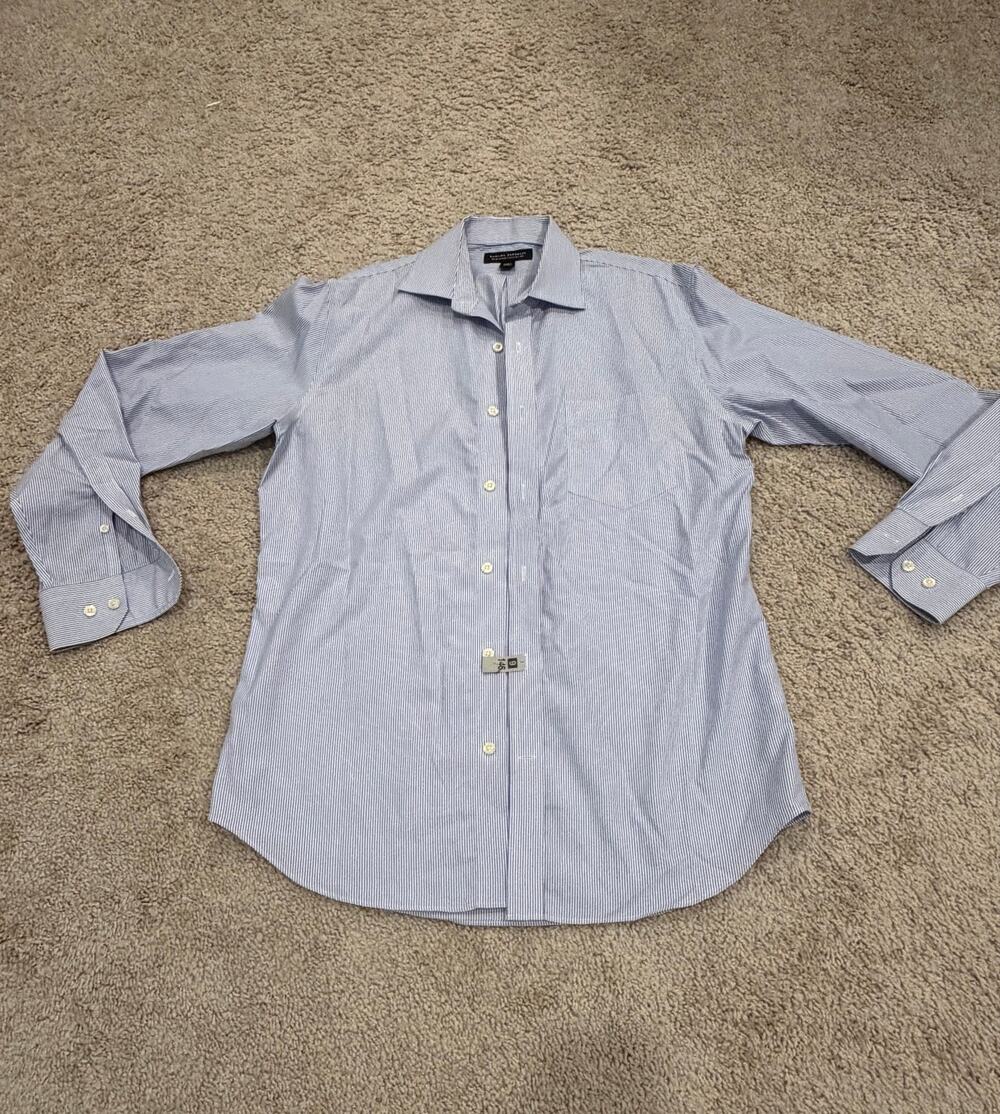 Banana Republic Non-Iron Classic Fit Dress Shirt Men’s Small 14–14½